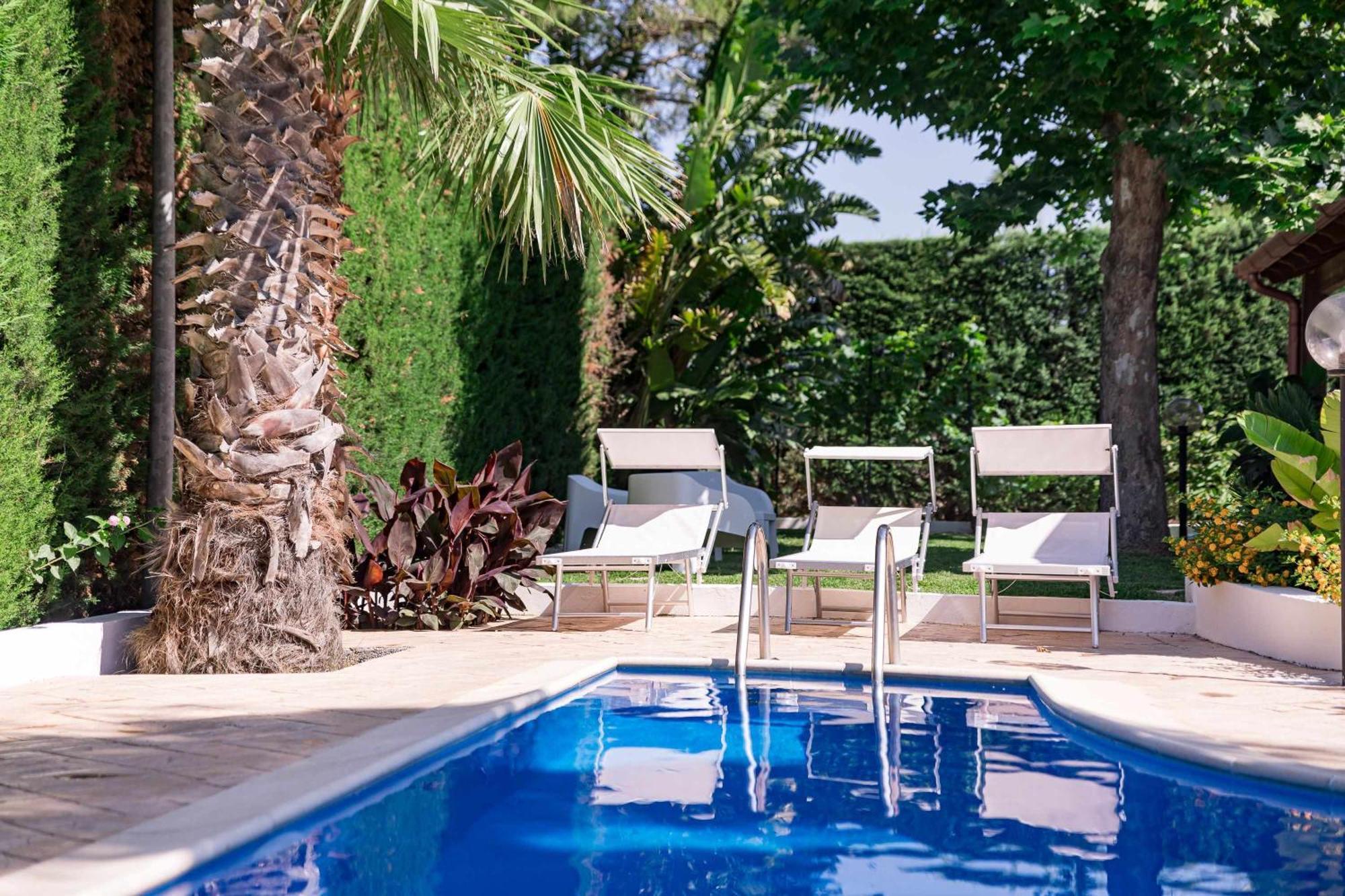 Villa Claudia By Vivimy ปาราบิตา ภายนอก รูปภาพ